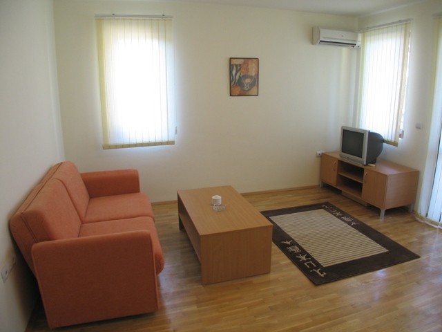 Srebarna Apartment